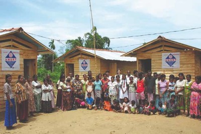 Emergency aid, construction of temporary housing, ... Image 4